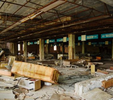 Contenedores para un desmantelamiento industrial - Álvarez San Miguel