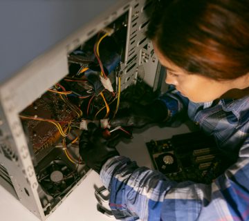 Reciclaje de componentes eléctricos - Álvarez San Miguel